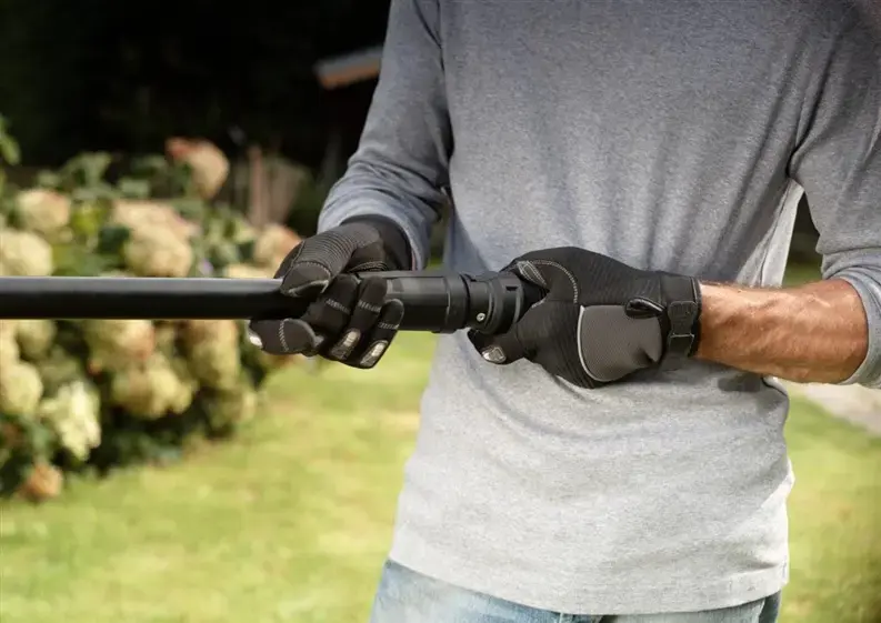 Skil 0640CA Cordless Pole Hedge Trimmer 18V Photo 3