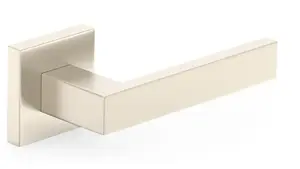 Iekštelpu durvju rokturis METAL-BUD QUBIK, satīna samta apdare