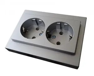 LIREGUS 2-Way Socket with Earth IKL16-405E/Mt