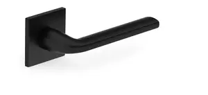 METAL-BUD BELLA Q SLIM Indoor Door Handle, Black