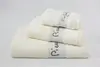 Набор полотенец Pierre Cardin из 3 предметов - молочный Photo 3