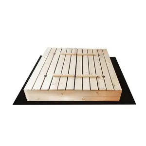 Sandbox, 120 x 120 cm, with lid, pine col.