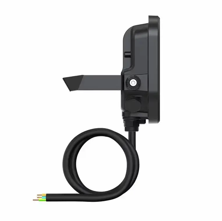 Ledvance LED Floodlight IP66 Black Photo 3