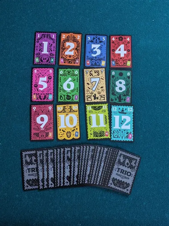 Brain Games Trio Card Game - Lithuanian Edition Photo 2