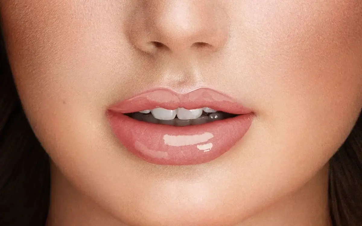 Pupa Miss Pupa Gloss Lip Gloss 300 Soft Kiss Photo 2