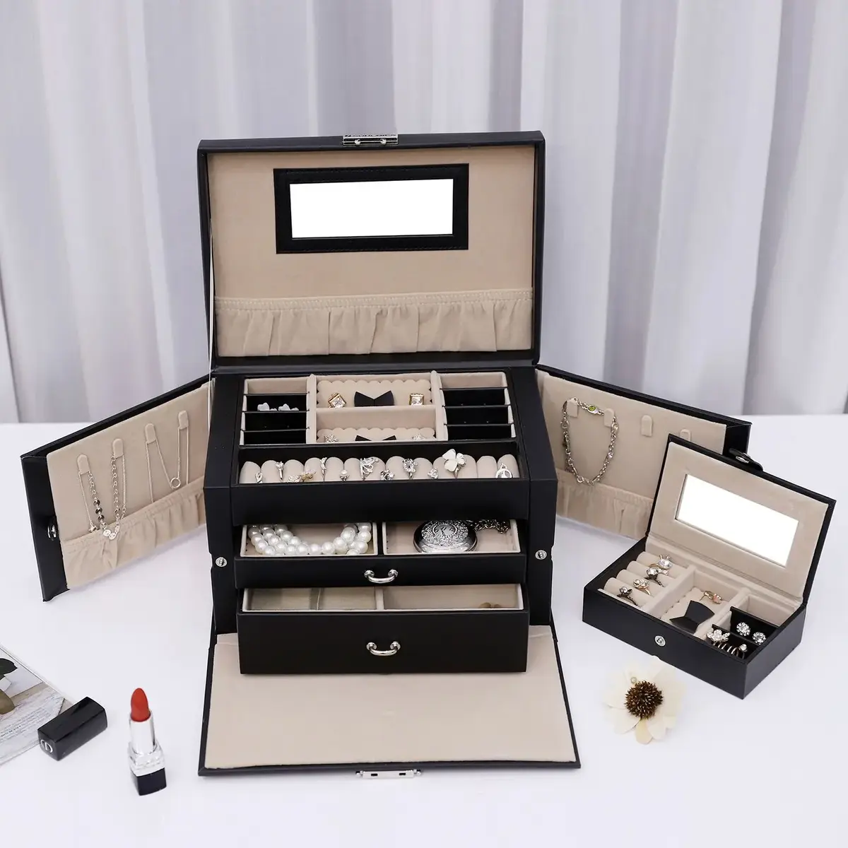 Шкатулка для украшений Songmics JBC121B Photo 3