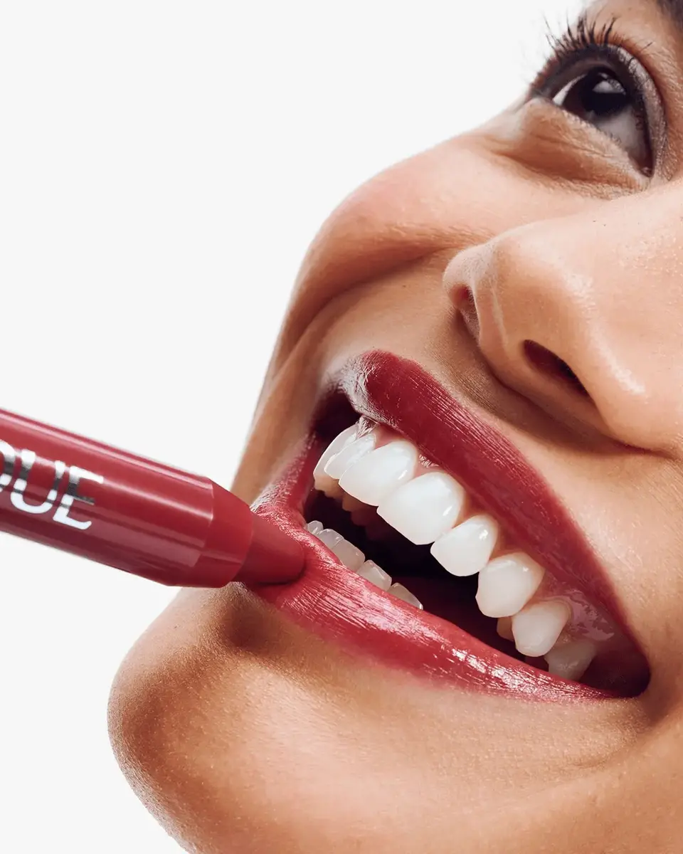Увлажняющий бальзам для губ Clinique Chubby Stick Broadest Berry Photo 3