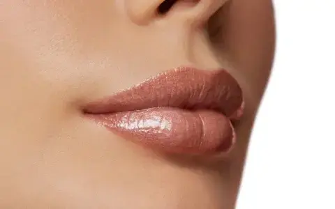 Губная помада Pupa Miss Pupa 100 Cream 2.4 мл Photo 2