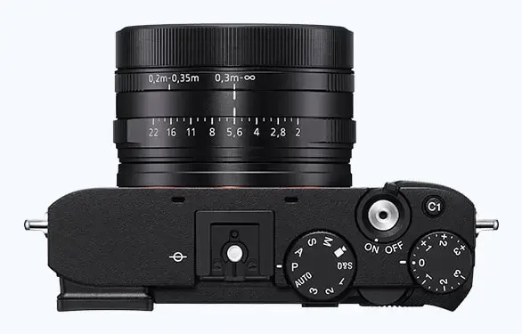 Sony Cyber-shot DSC-RX1R III Compact Camera Photo 3