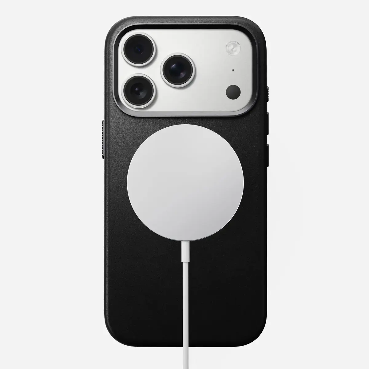 Nomad Traditional Leather Case for iPhone 17 Pro Photo 2