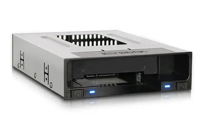 Icy Dock MB795SP-B 2.5/3.5-inch Storage Drive Tray Photo 3