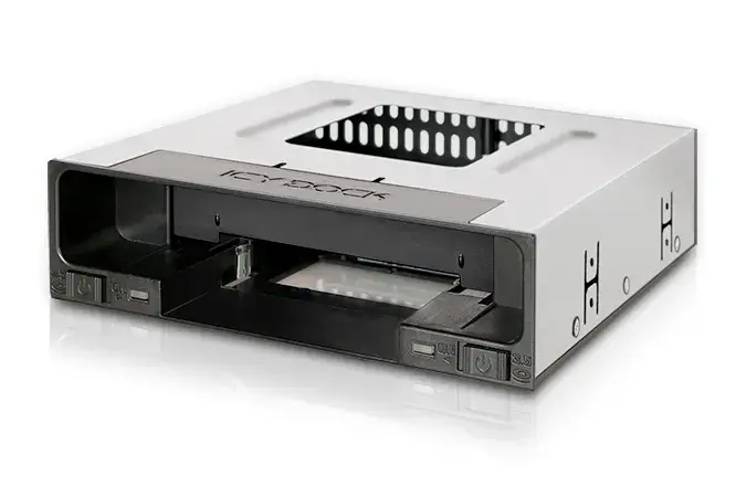 Icy Dock MB795SP-B 2.5/3.5-inch Storage Drive Tray Photo 4