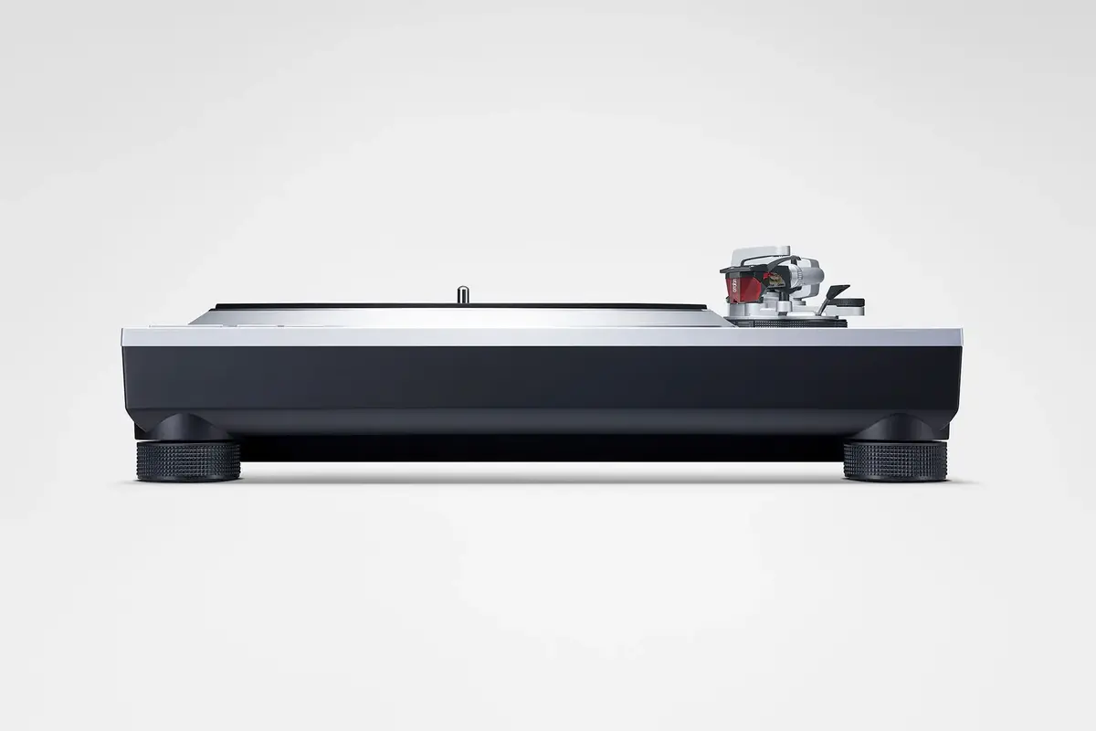 Technics SL-1500C Direct Drive Manual Turntable Photo 3