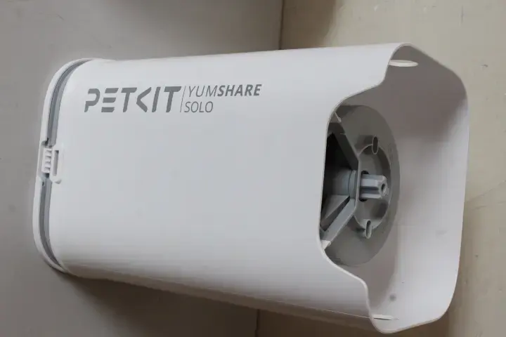 Автоматическая кормушка PETKIT YumShare Solo P571 с камерой Photo 6