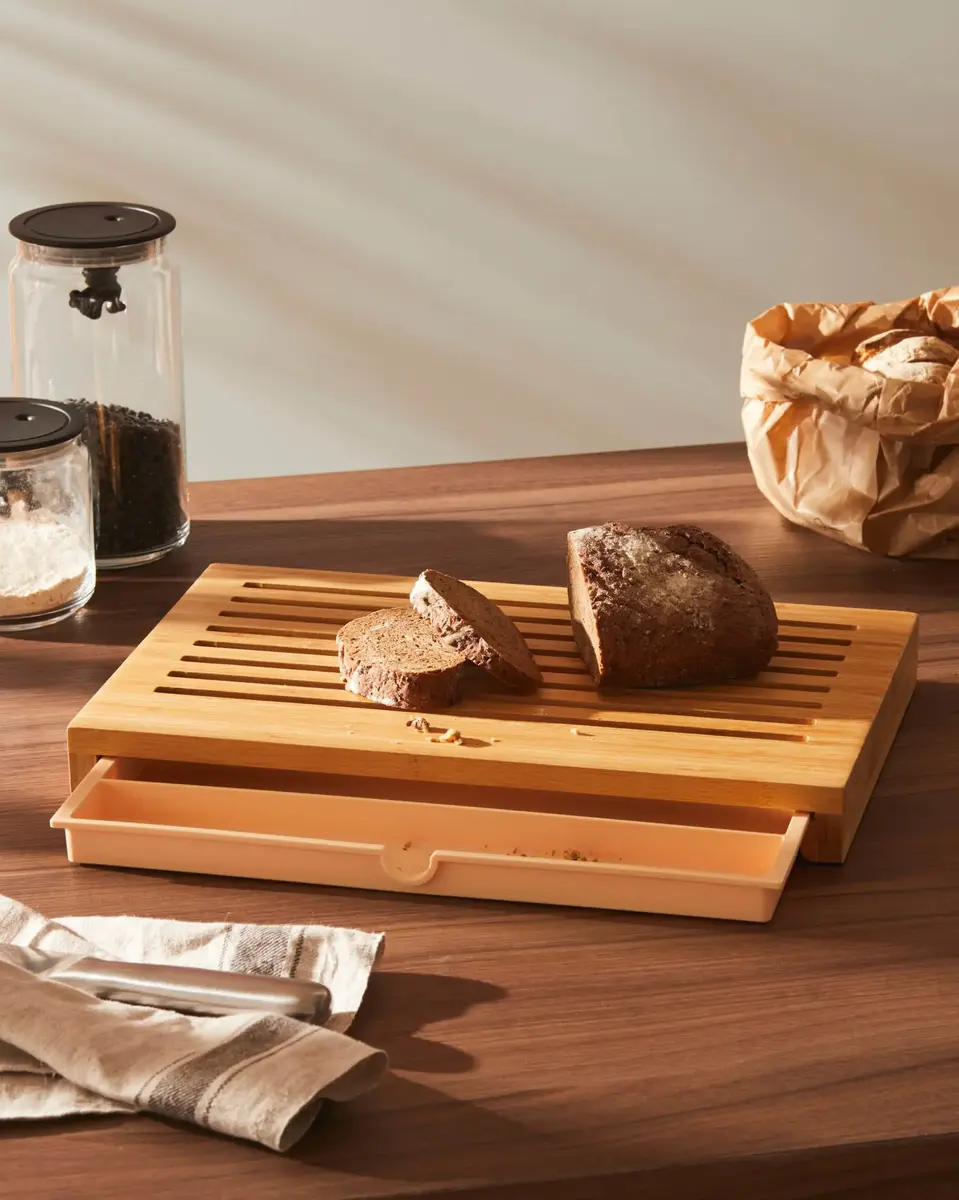 Alessi Sbriciola GAG02 Bread Cutting Board Photo 2