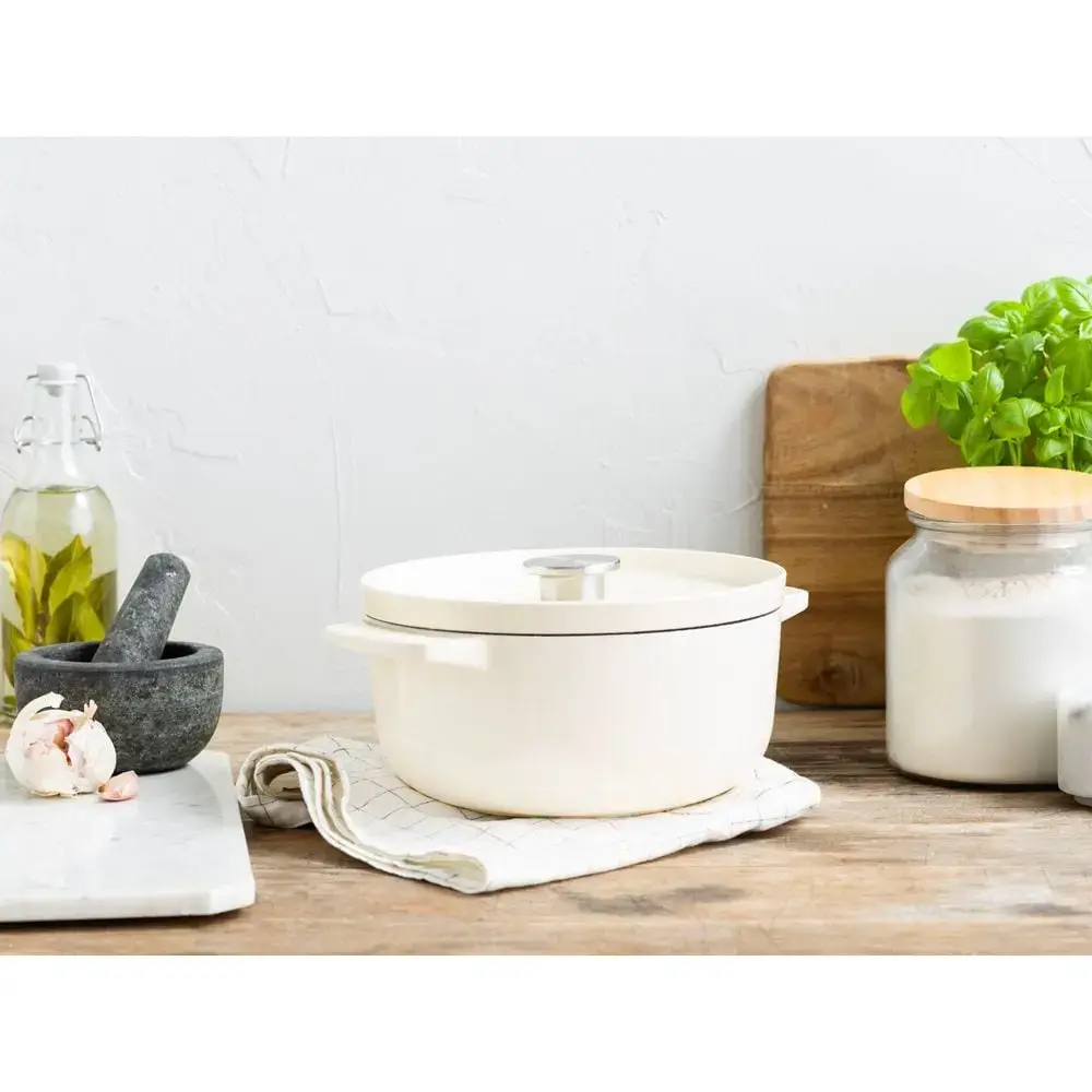 KitchenAid CC006056-001 Cast Iron Soup Pot Photo 5