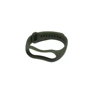 iLike Silicone Strap for Xiaomi Mi Band 5, 6, and 7, Khaki Green