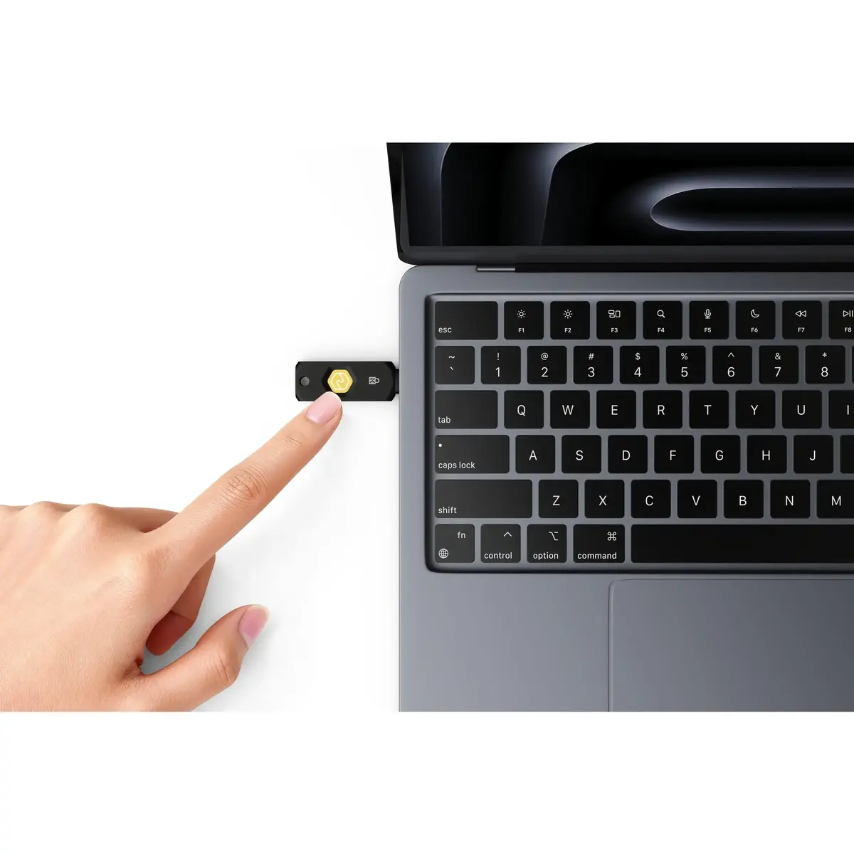 Kensington VeriMark NFC+ USB-C Security Key Photo 7