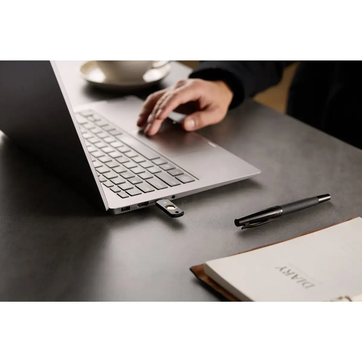Kensington VeriMark NFC+ USB-C Security Key Photo 15