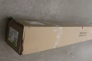 SALE OUT. | Elite Screens Saker Series | SK110XHW-E12 | Diagonal 110 " | 16:10 | Viewable screen width (W) 244 cm | White | DAMAGED PACKAGING, UNPACKED, DAMAGED BODY PAINT