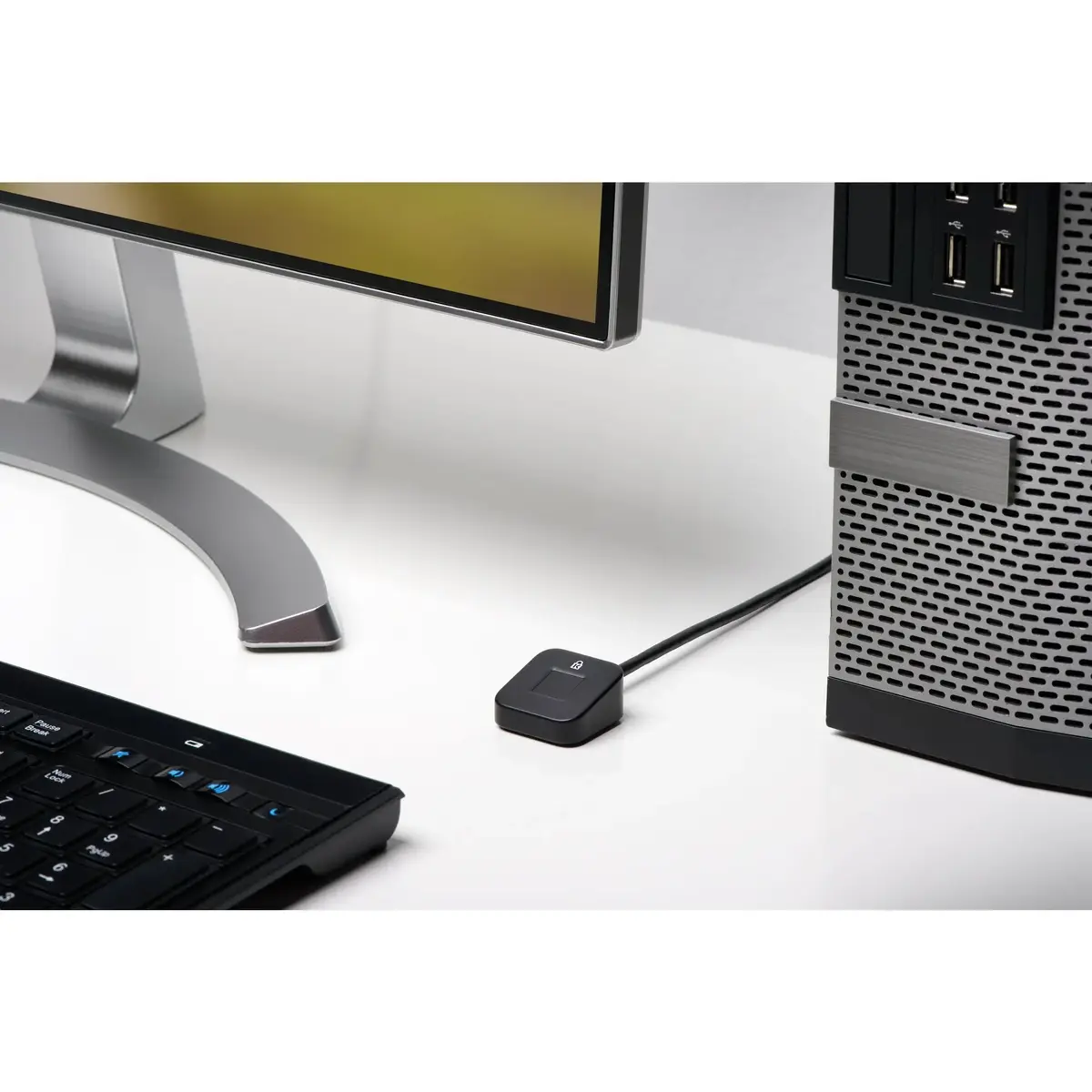 Kensington VeriMark Desktop 2.0 Fingerprint Key Photo 8
