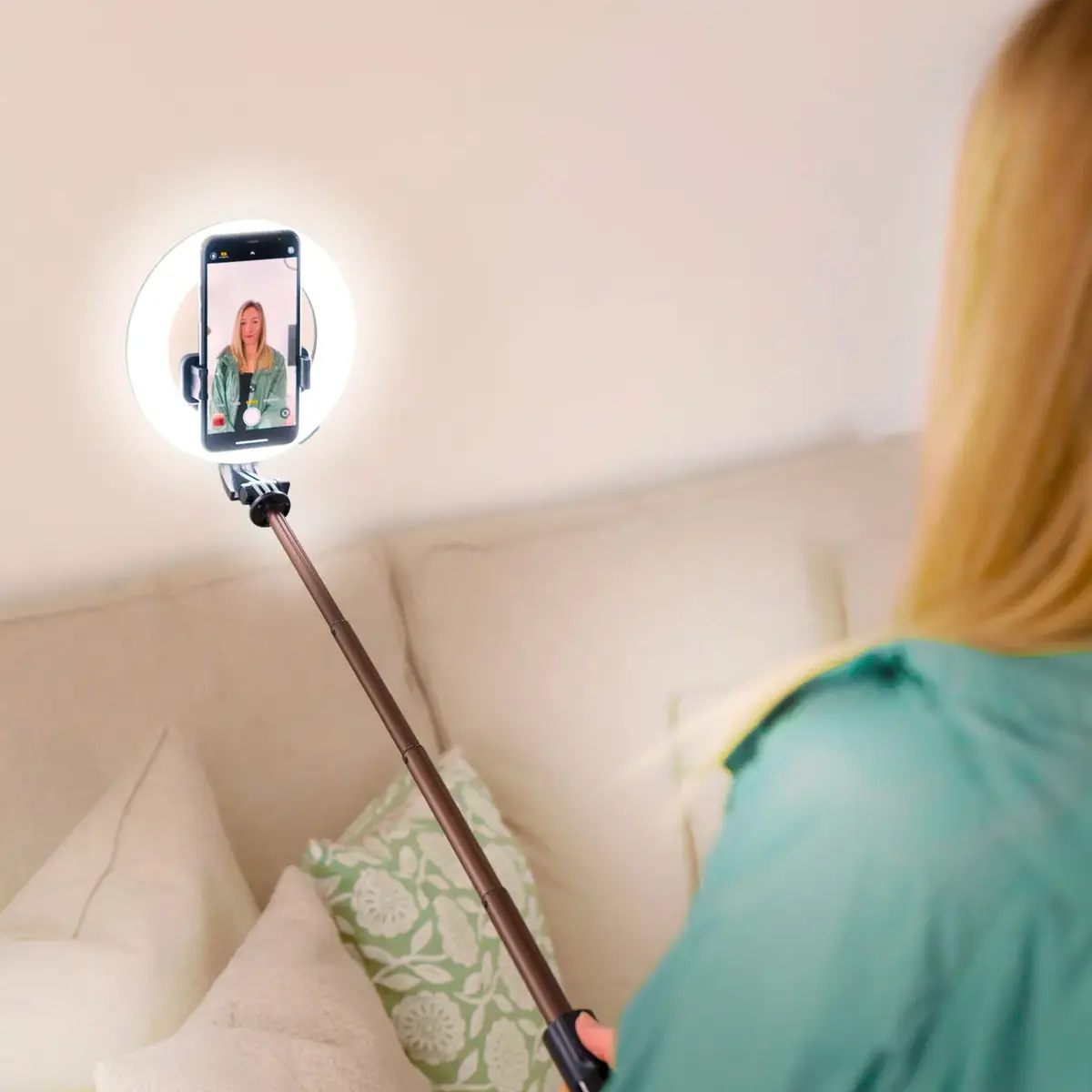 Rio GlamourGlow Pro LED Ring Light Photo 5