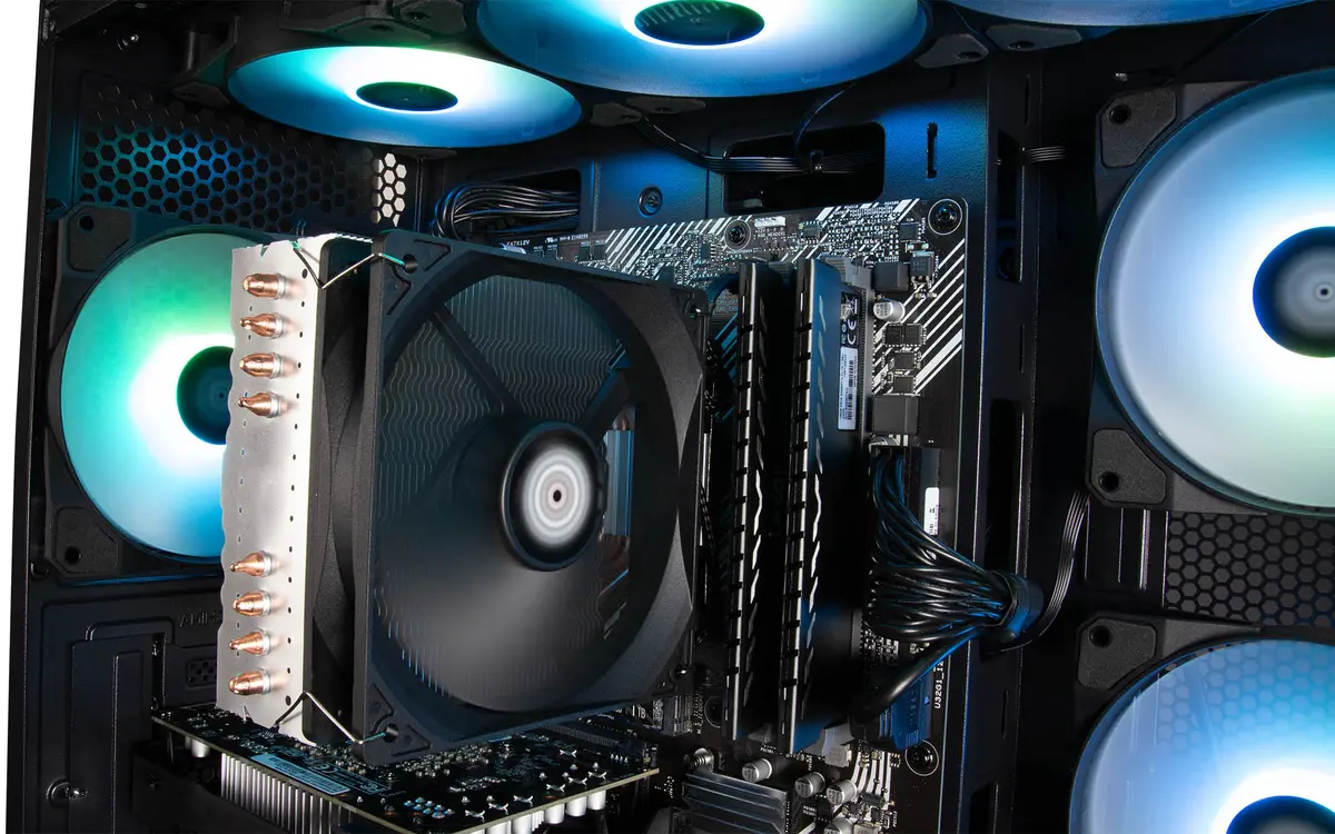 Captiva 101869 dators - AMD Ryzen 7 5700X un Intel Arc B580 Photo 4