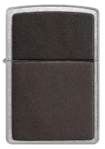Ветрозащитная зажигалка Zippo 46782 с коричневой кожаной эмблемой