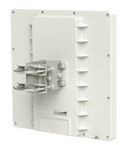 Mikrotik QRT 5 bezvadu maršrutētājs, 5 GHz, Gigabit Ethernet, PoE, balts