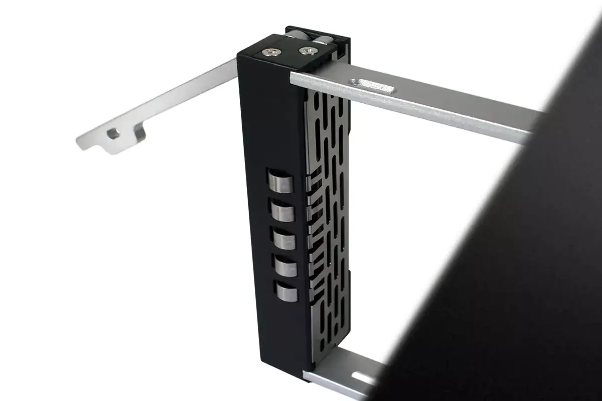 Icy Dock MB155SP-B 5-Bay 3.5" SATA Mobile Rack Photo 4