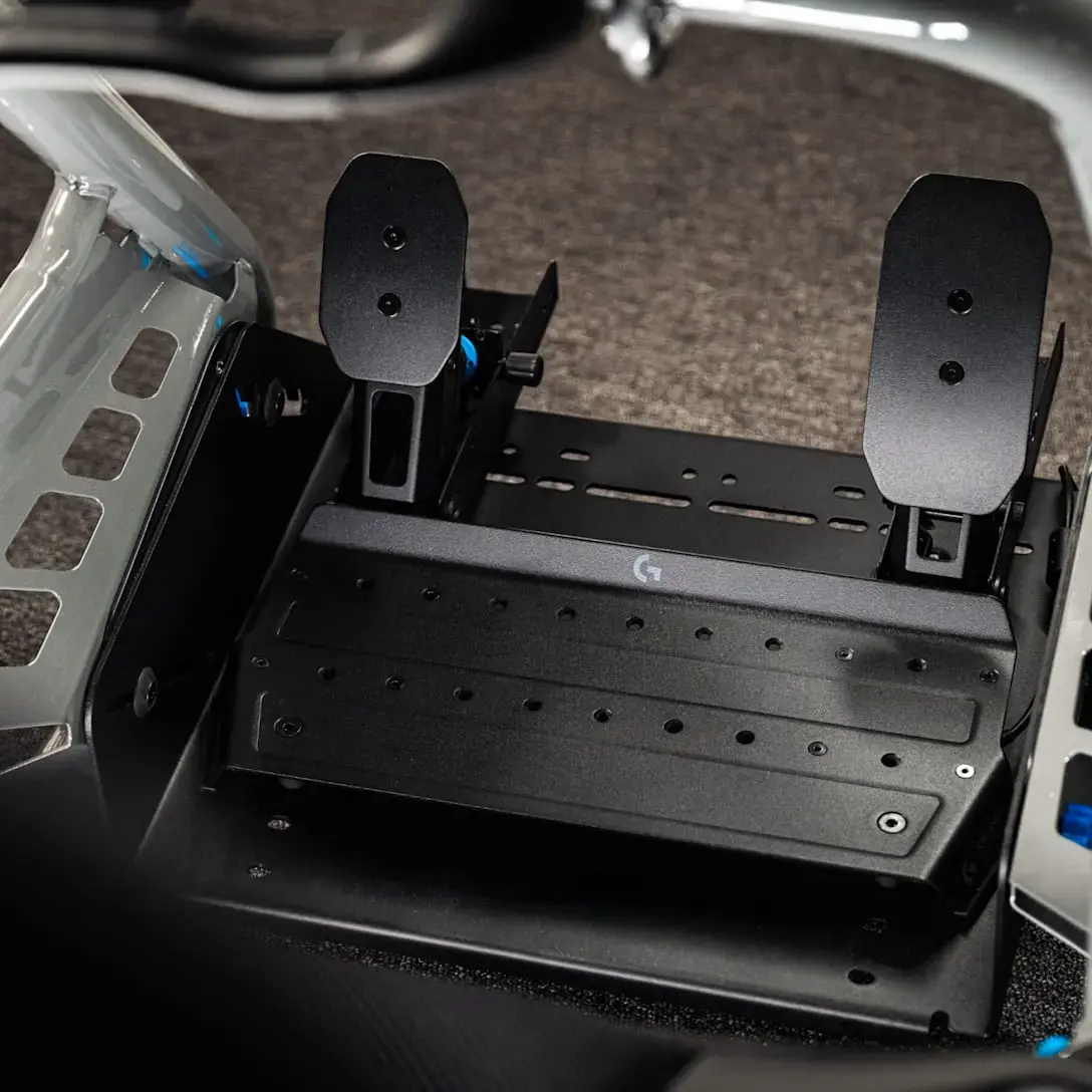Игровые педали Logitech G RS Analogue Photo 2