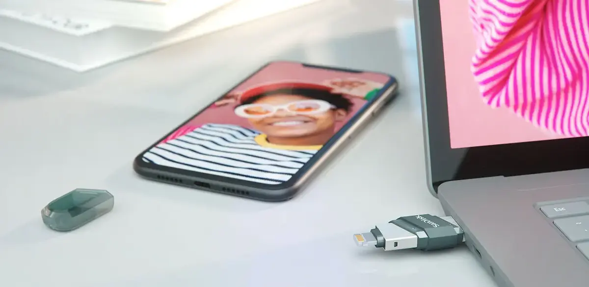 SanDisk iXpand Flash Drive Flip 64 ГБ USB Type-A / Lightning Photo 11