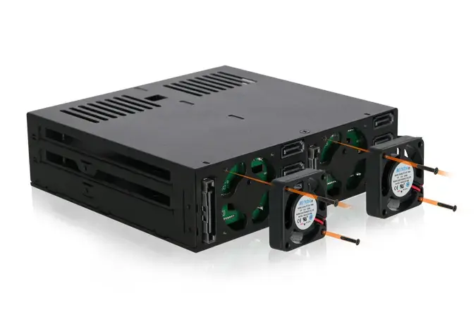 Icy Dock ExpressCage MB326SP-B 6-Bay Disk Enclosure Photo 8