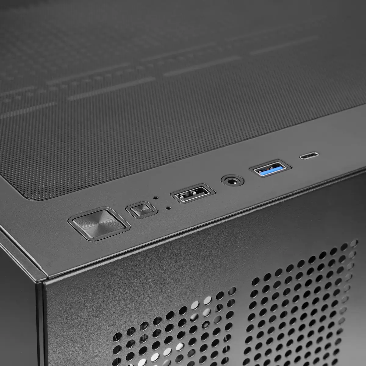 Mars Gaming MCV5 Midi Tower PC Case Photo 5