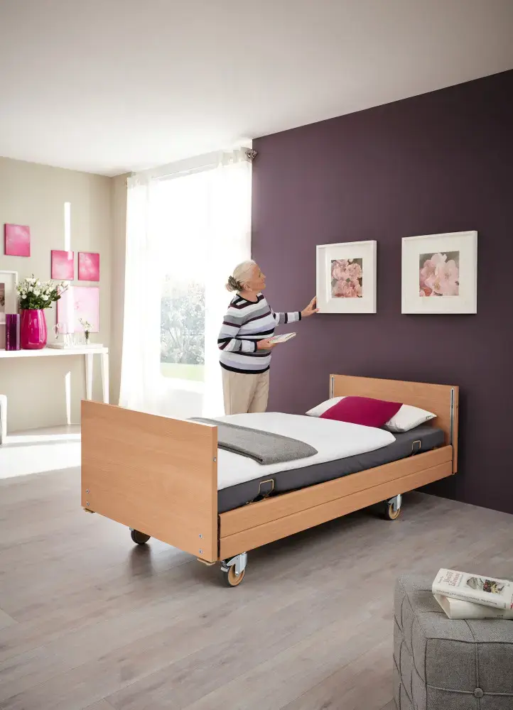 Kid-man WESTFALIA IV Electric Nursing Bed Photo 5