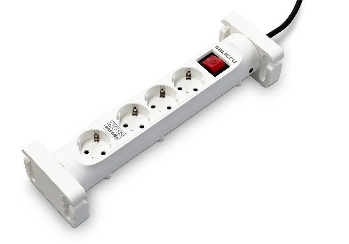 Power Extension Cords & Surge Protectors
