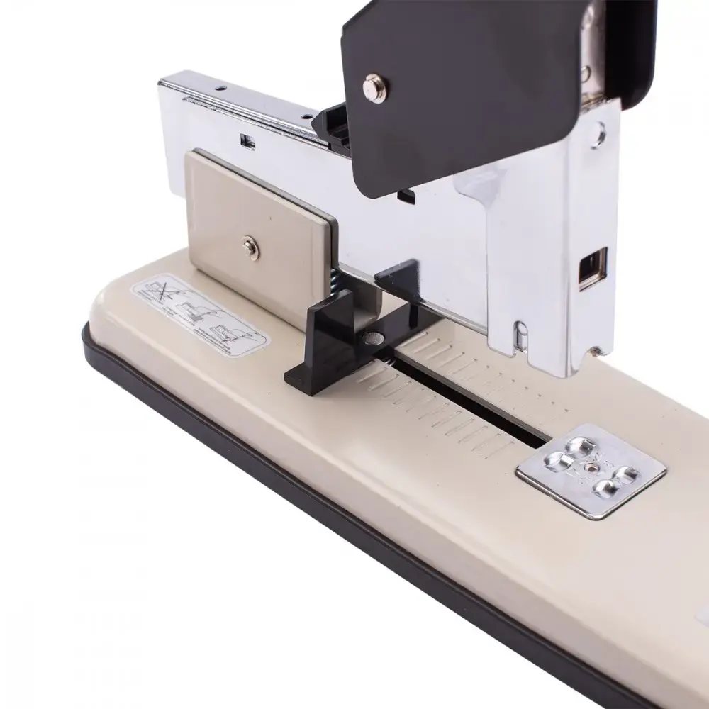 DELI E0393 Heavy Duty Stapler Photo 2