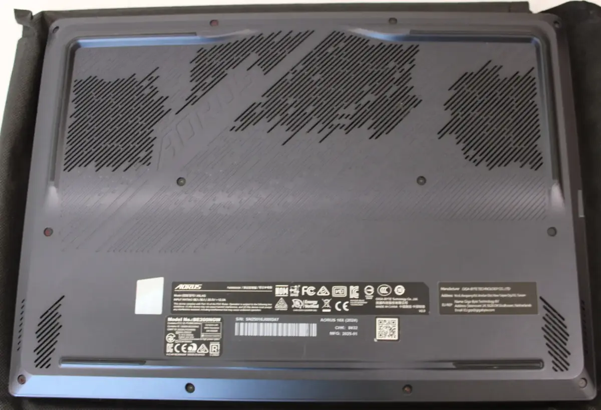Игровой ноутбук Gigabyte AORUS 16X 9SG-43EEC94SH Photo 3