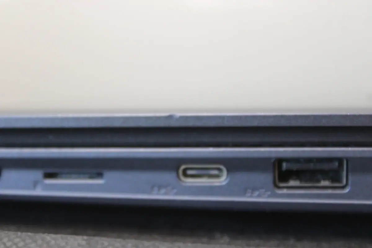 Игровой ноутбук Gigabyte AORUS 16X 9SG-43EEC94SH Photo 9
