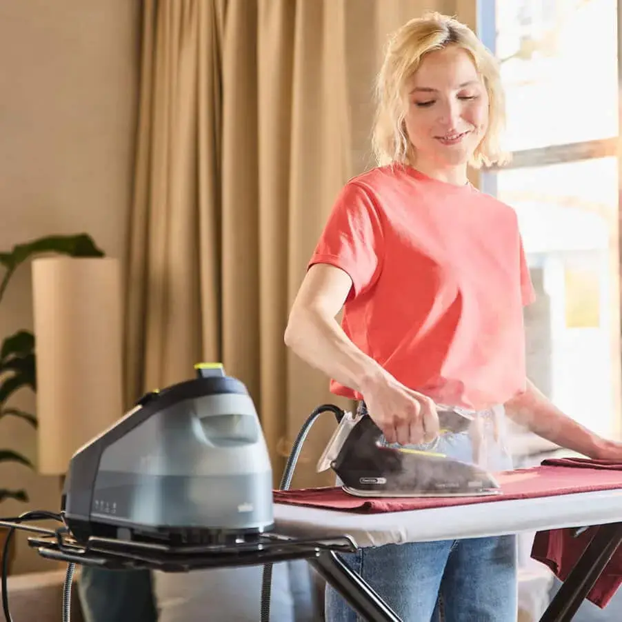 Braun CareStyle 3 IS3257BK Steam Generator Iron Photo 3