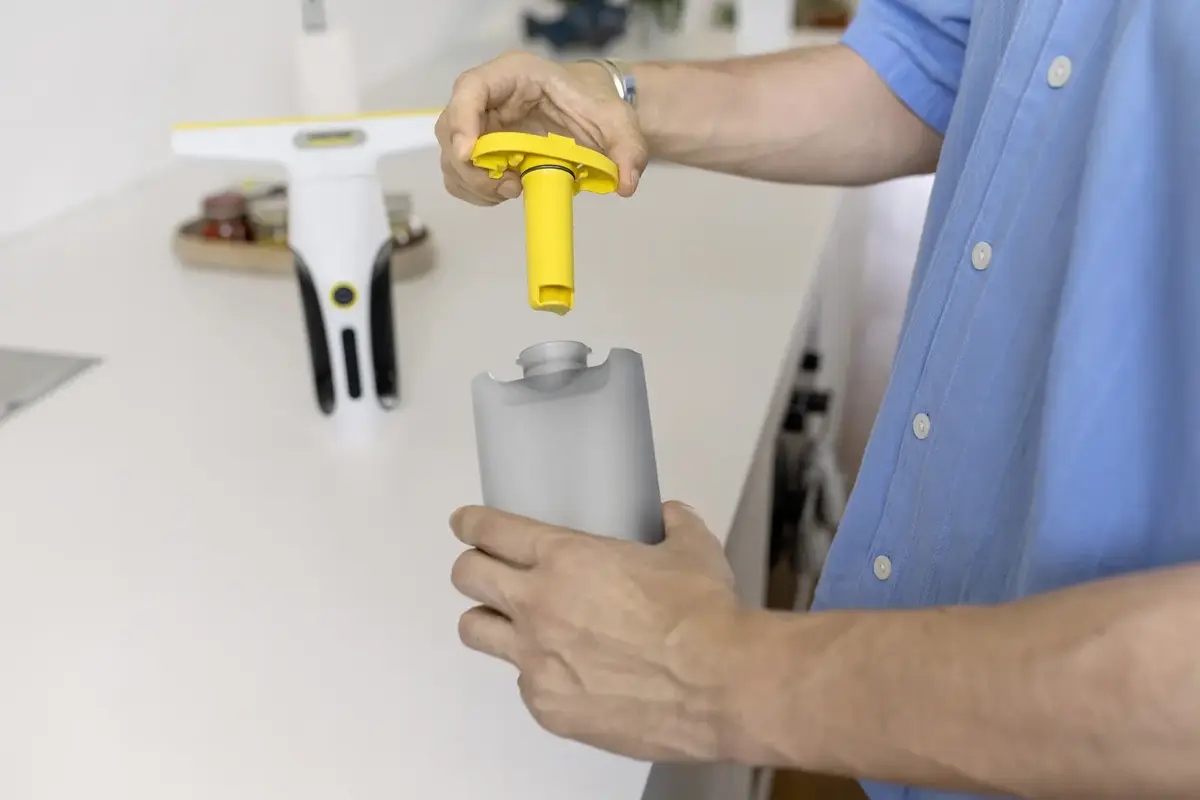 Kärcher WV 2 Universal Multi electric window cleaner 1.633-677.0 Photo 5