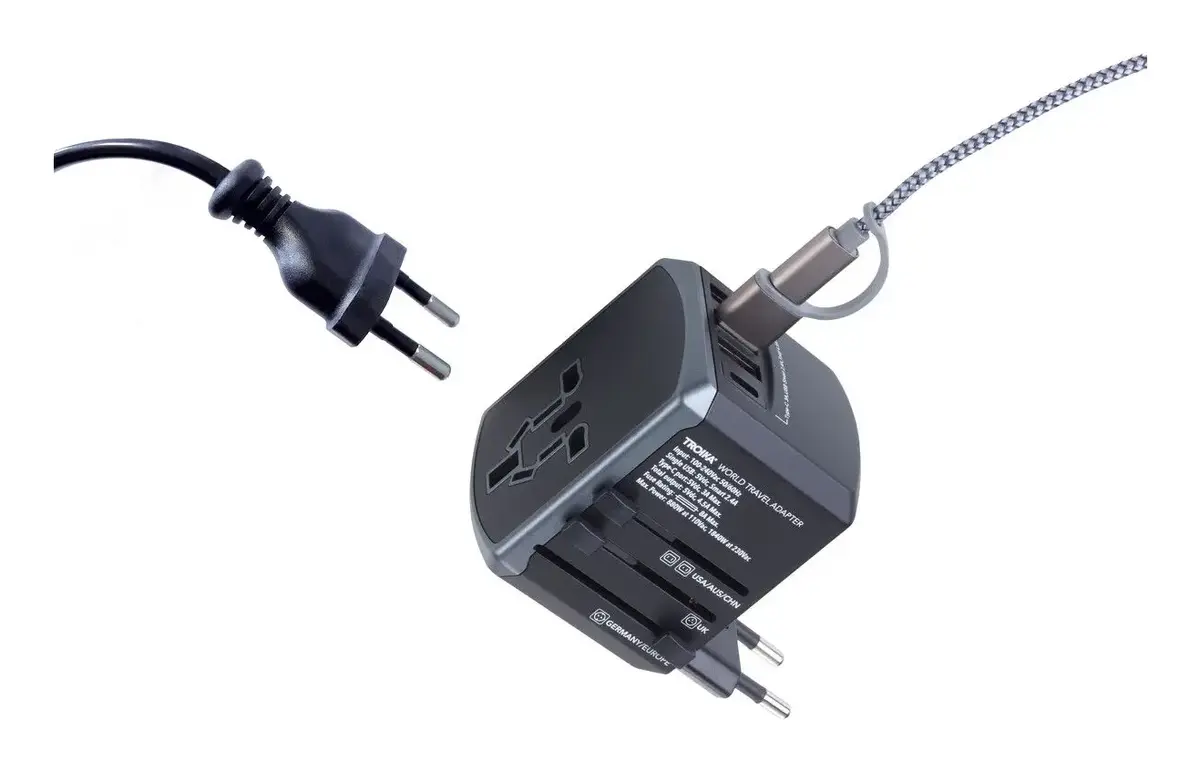 TROIKA World Travel Universal Power Adapter Photo 3