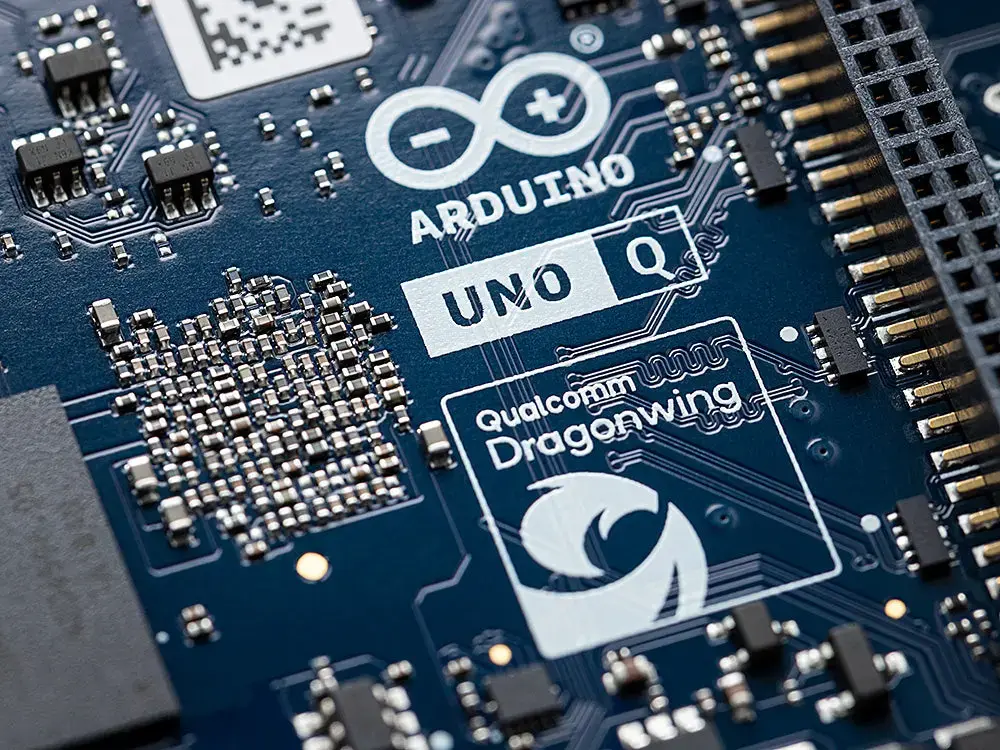 Arduino UNO Q Development Board with Qualcomm Dragonwing Photo 7