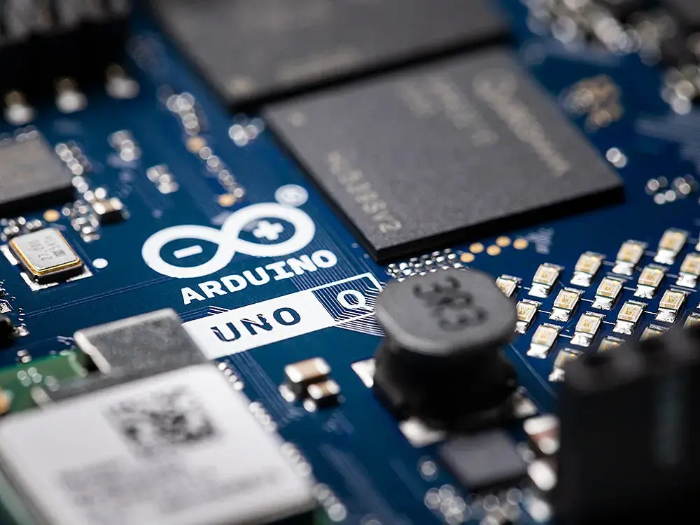 Arduino Uno Q Development Board | Qualcomm Processor Photo 9