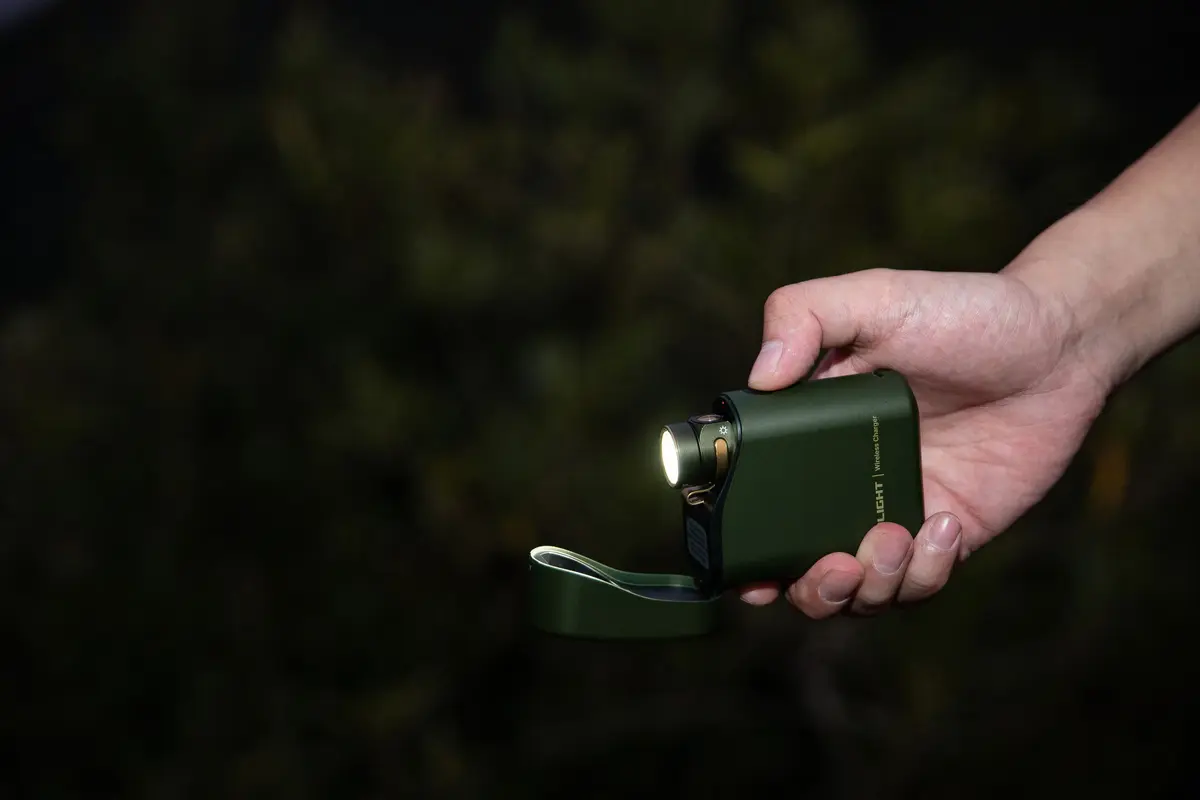 Светодиодный фонарь Olight Baton 4 Premium Edition Photo 3