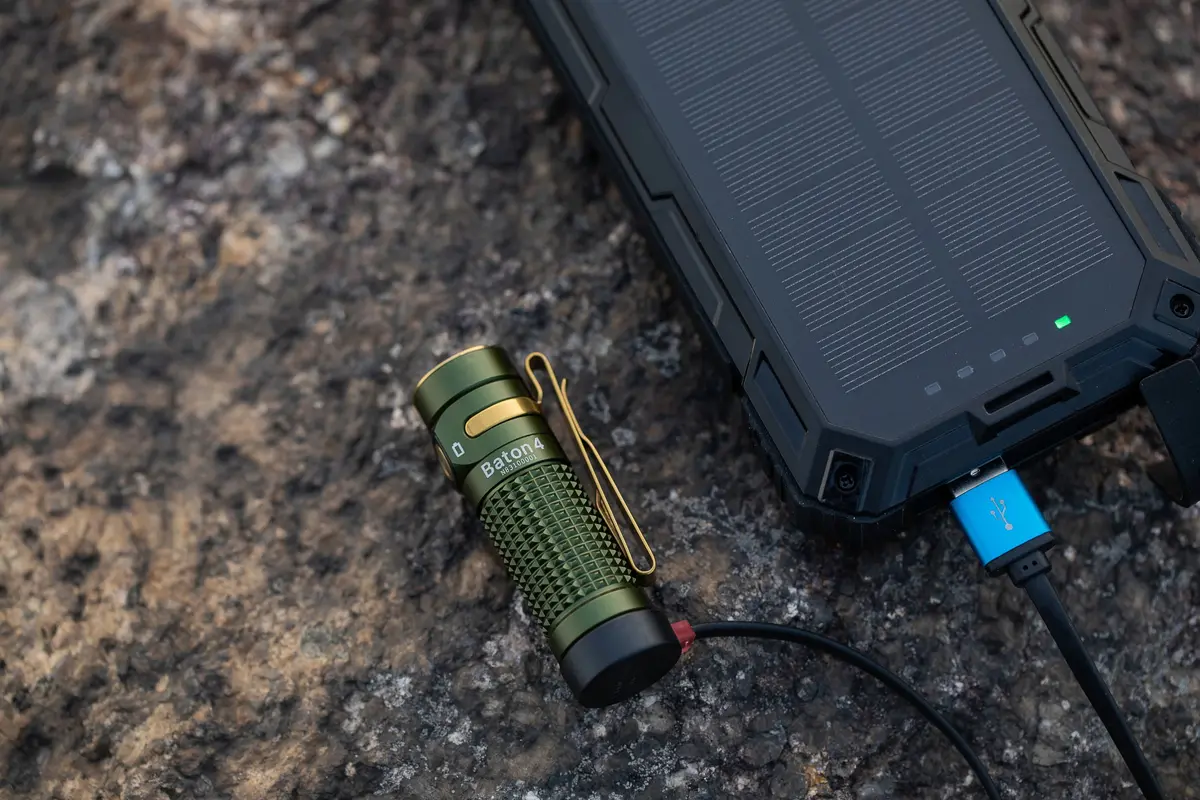 Светодиодный фонарь Olight Baton 4 Premium Edition Photo 21
