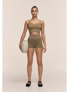 Sieviešu treniņu legingi Casall Shiny Seamless Rib Hotpants, zaļā krāsā, izmērs M