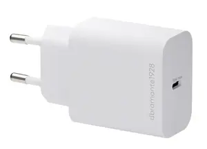 Universāls dbramante1928 CH30EUWH7245 iekštelpu maiņstrāvas lādētājs ar USB-C pieslēgvietu, balts