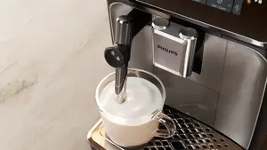 Silky-smooth froth for your cappuccinos or hot chocolates