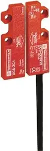 Schneider Electric Wyłącznik magnetyczny bezpieczeństwa 2R 24V DC przewód 5m (XCSDMC7905)